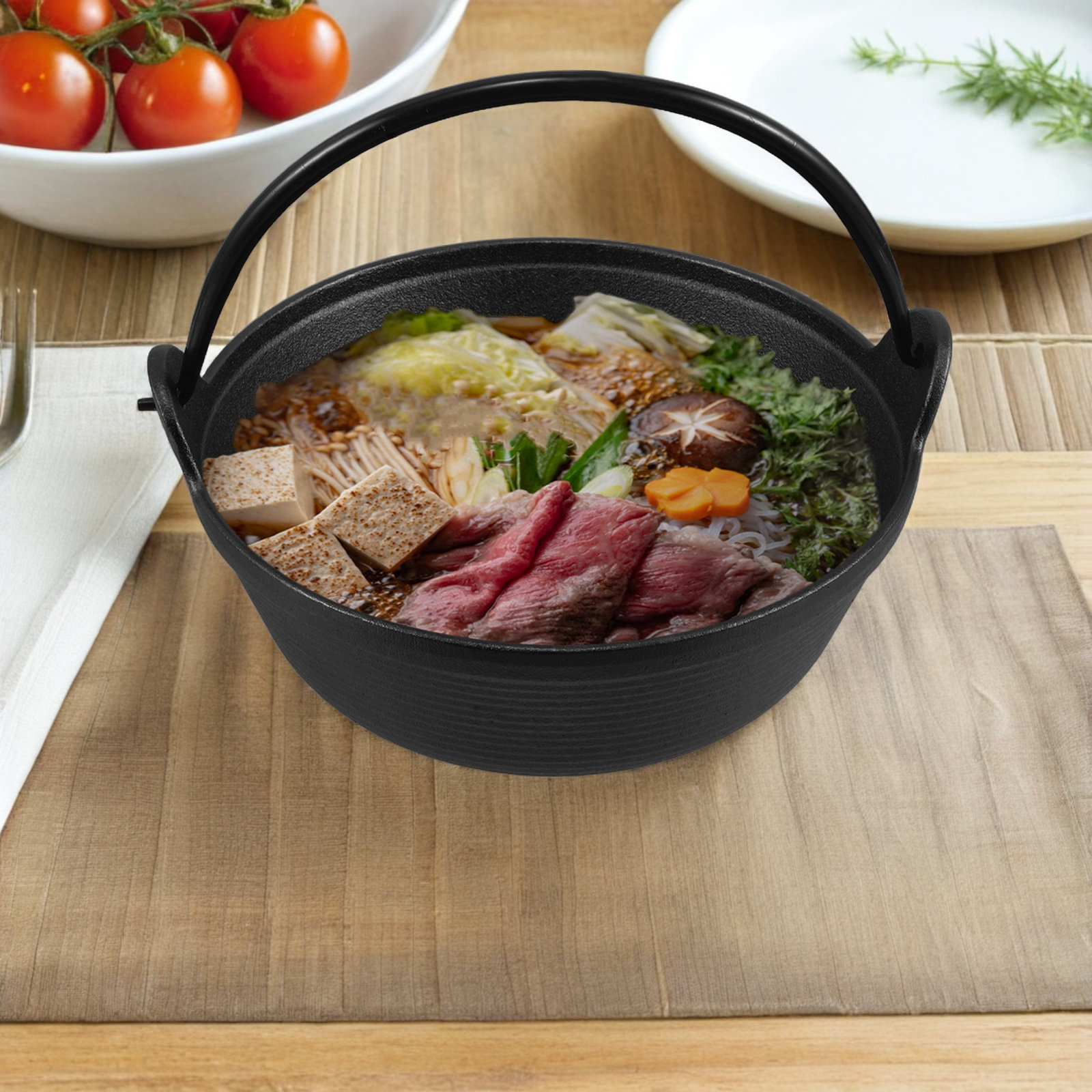 Japanese Camping Cooking - Marmite Sukiya en fonte de style